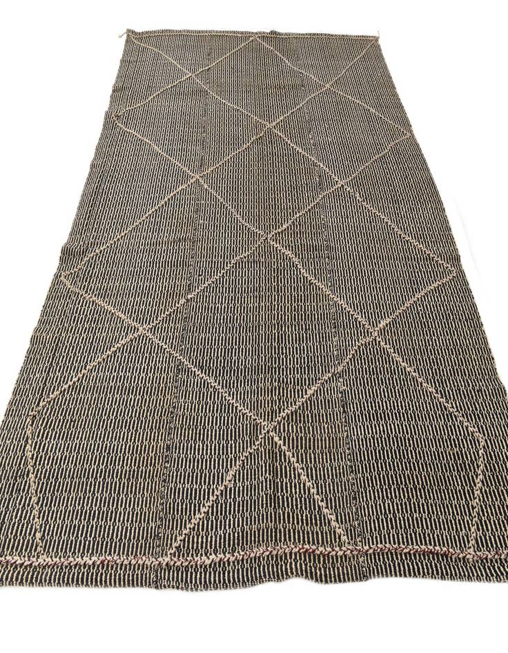 Detail image of 7' 9 x 9' 8  Hand Knotted Darya Wool Rug