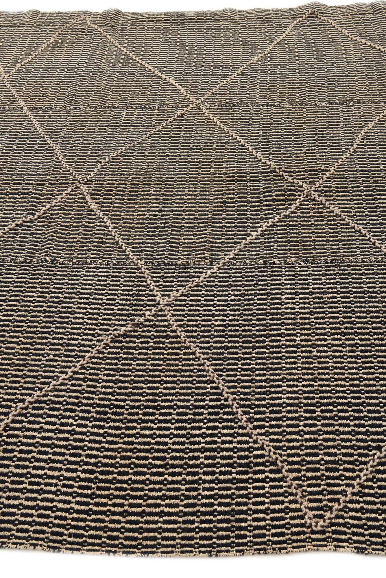 7' 9 x 9' 8 Hand Knotted Darya Wool Rug