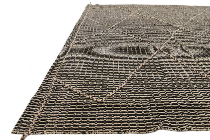 Detail image of 8' x 9' 8 Hand Knotted Darya Wool Rug