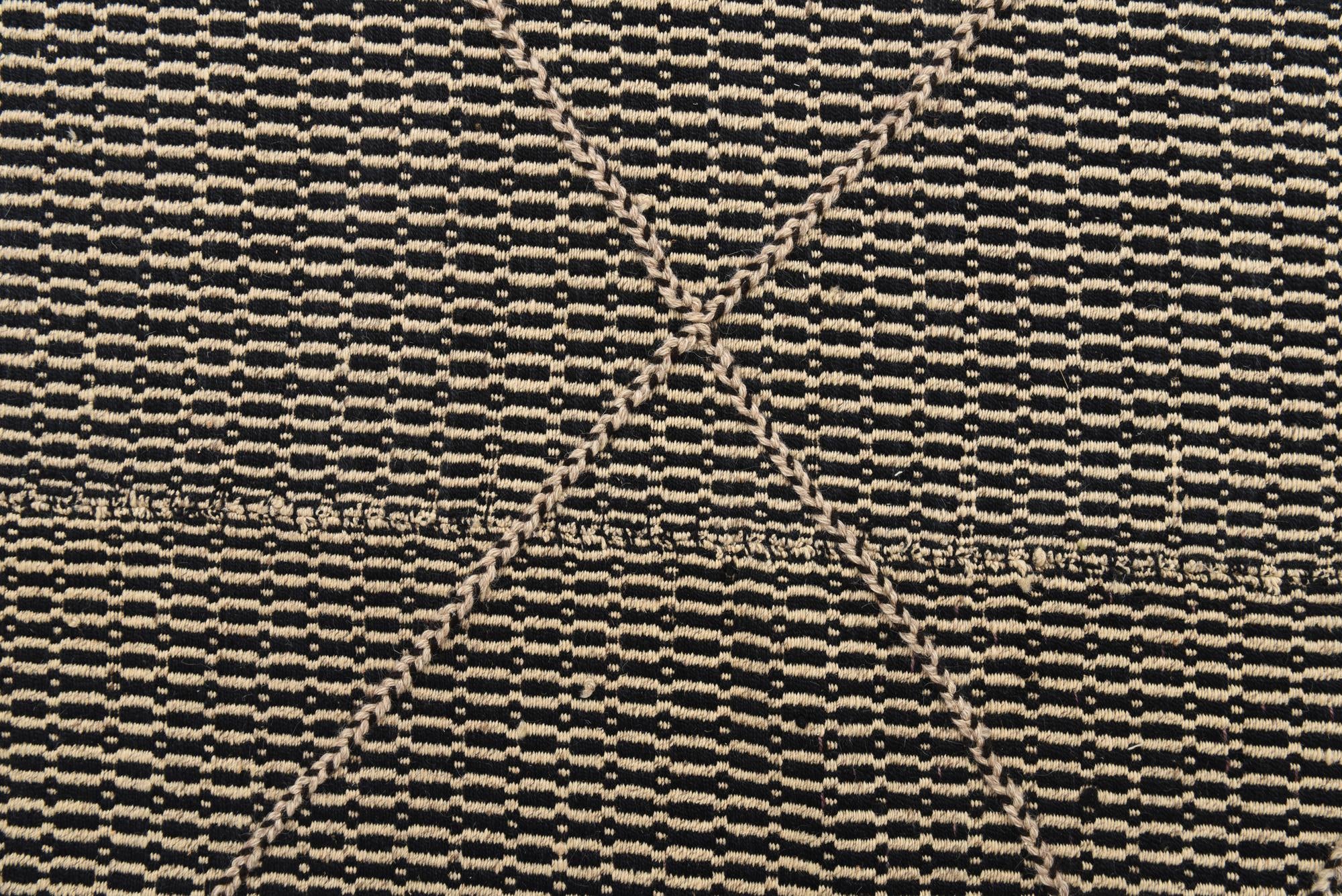 8' x 9' 8 Hand Knotted Darya Wool Rug