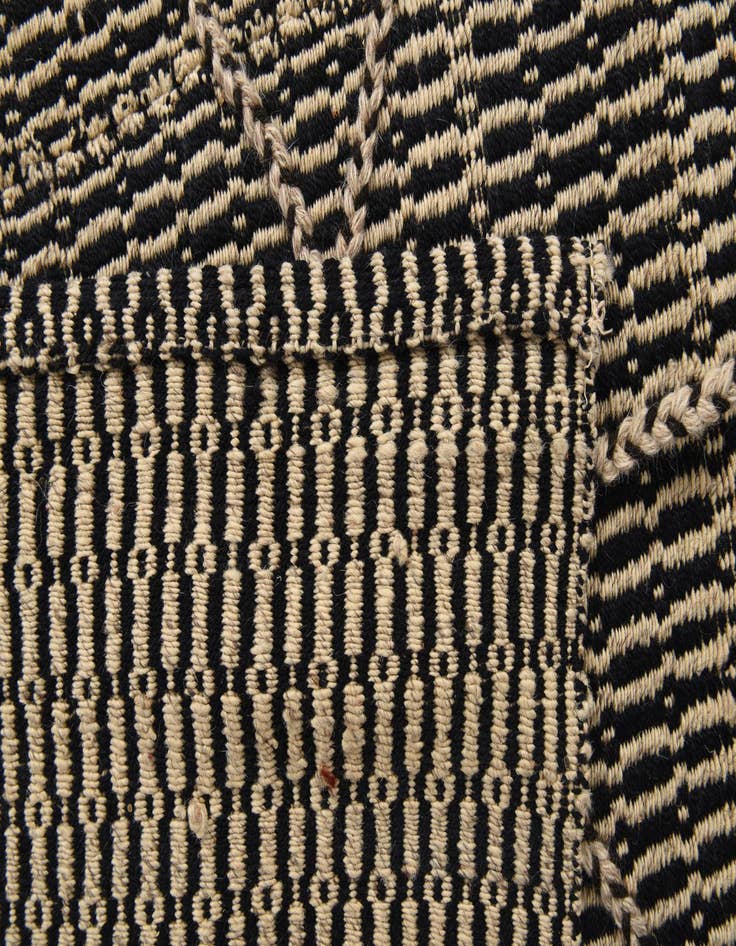 Detail image of 8' x 9' 8  Hand Knotted Darya Wool Rug