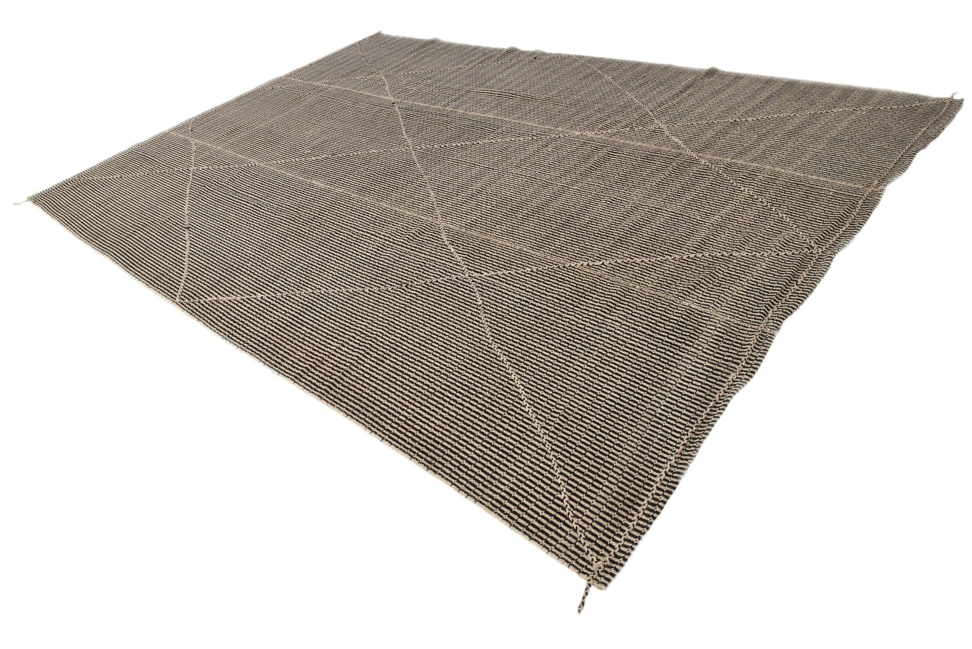 9' 8 x 14' Hand Knotted Darya Wool Rug