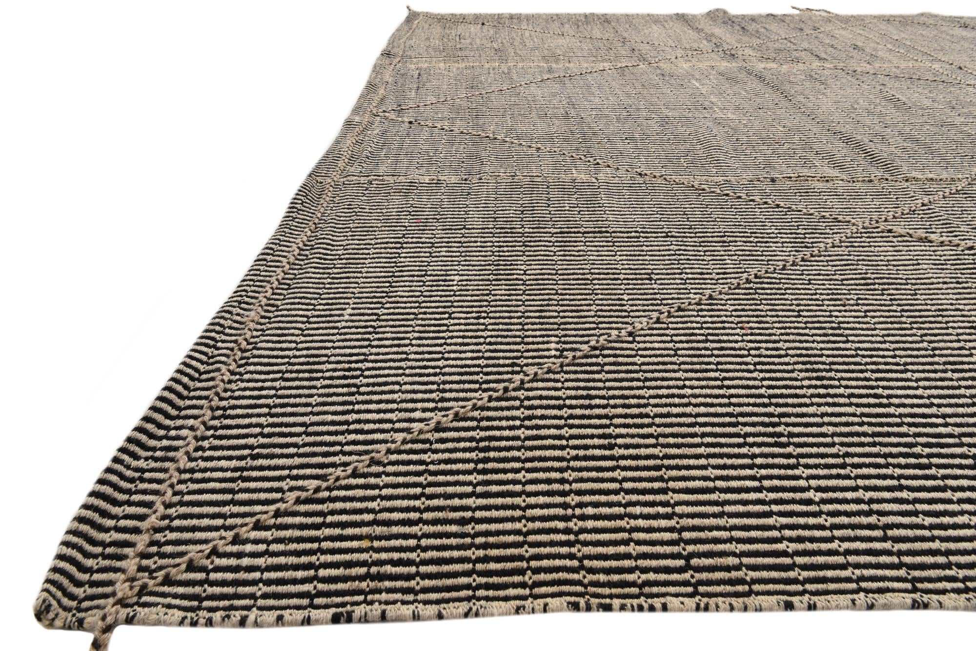 9' 9 x 14' Hand Knotted Darya Wool Rug