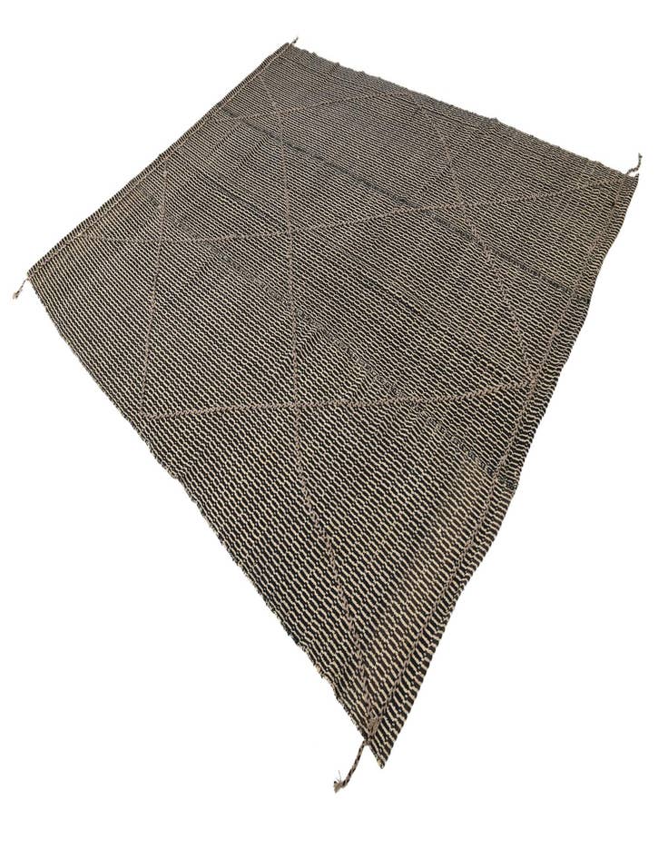 Detail image of 7' 9 x 9' 9 Hand Knotted Darya Wool Rug