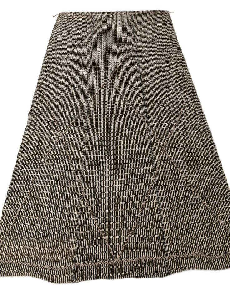 Detail image of 7' 9 x 9' 9  Hand Knotted Darya Wool Rug