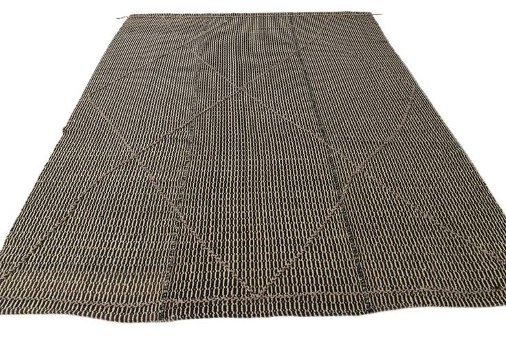 Detail image of 7' 9 x 9' 9 Hand Knotted Darya Wool Rug