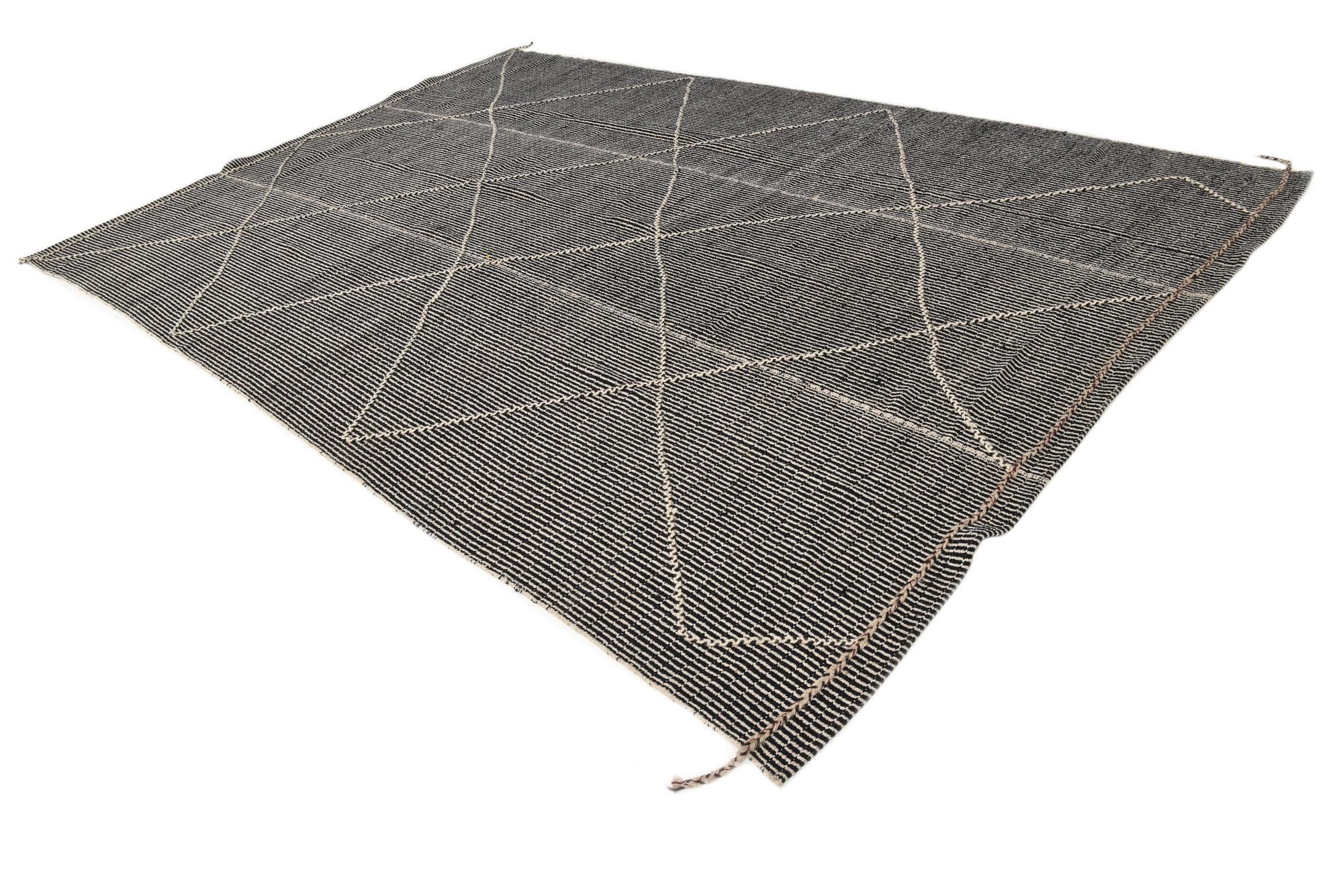 9' 5 x 13' 10 Hand Knotted Darya Wool Rug
