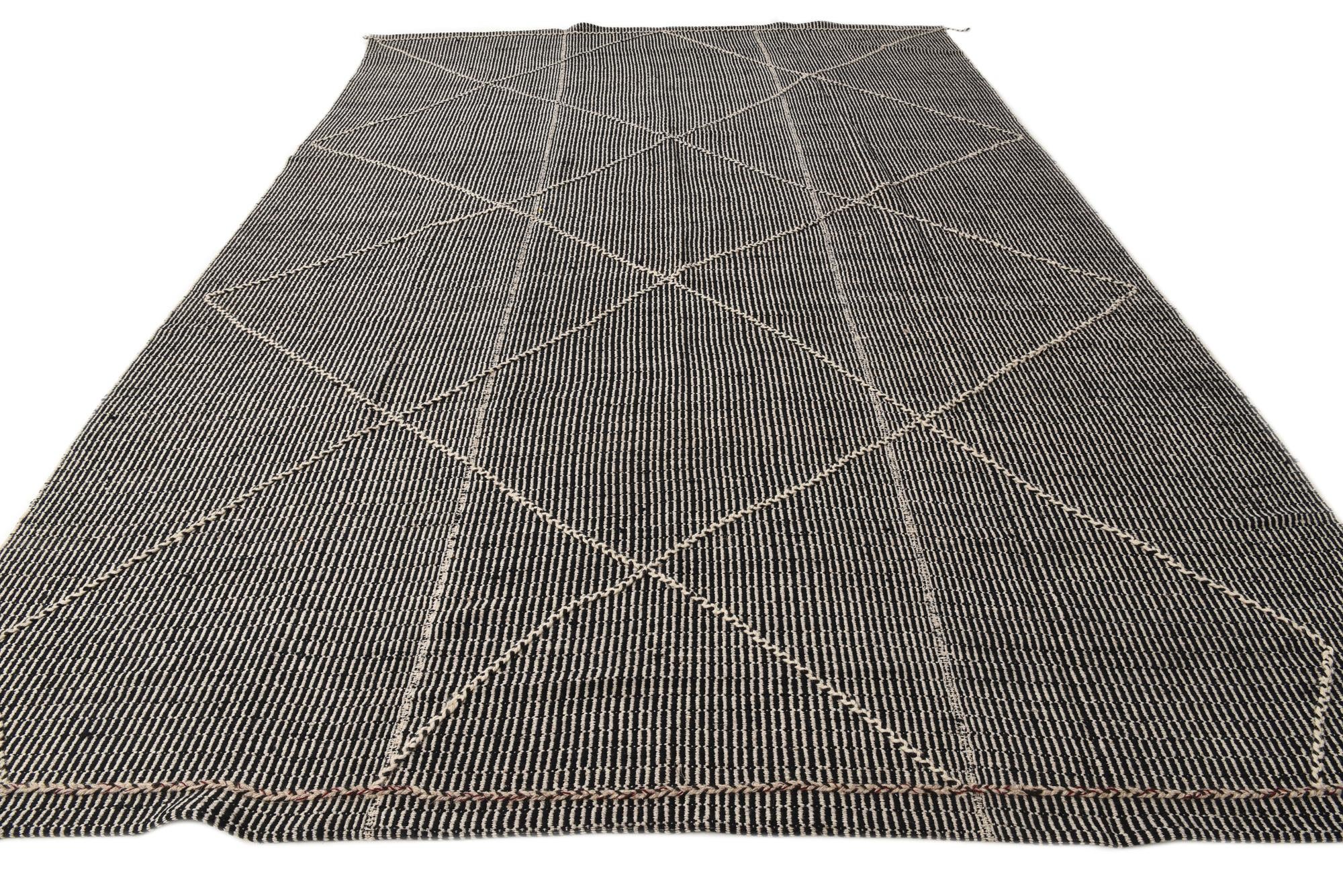 9' 5 x 13' 10 Hand Knotted Darya Wool Rug
