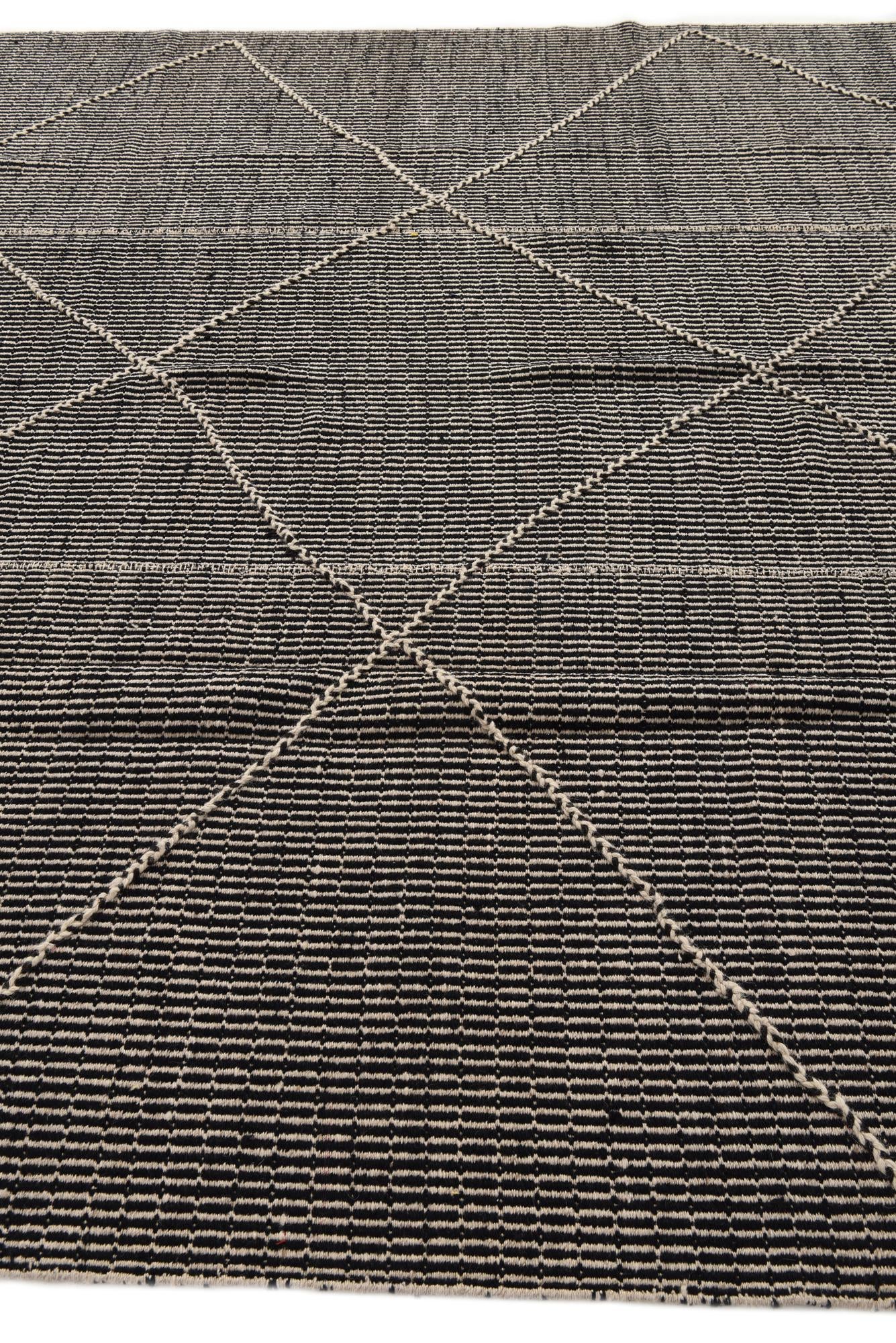 9' 5 x 13' 10 Hand Knotted Darya Wool Rug
