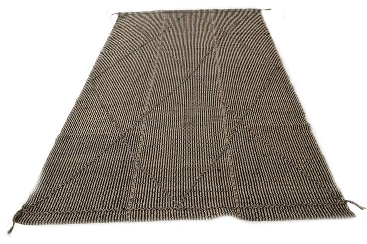 Detail image of 5' 9 x 9' 2 Hand Knotted Darya Wool Rug