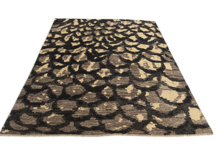 5' x 7' 4 Hand Knotted Darya Wool Rug