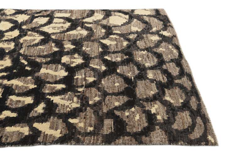 5' x 7' 4 Hand Knotted Darya Wool Rug