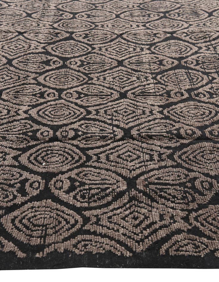 Detail image of 8' x 10' Hand Knotted Darya Wool Rug