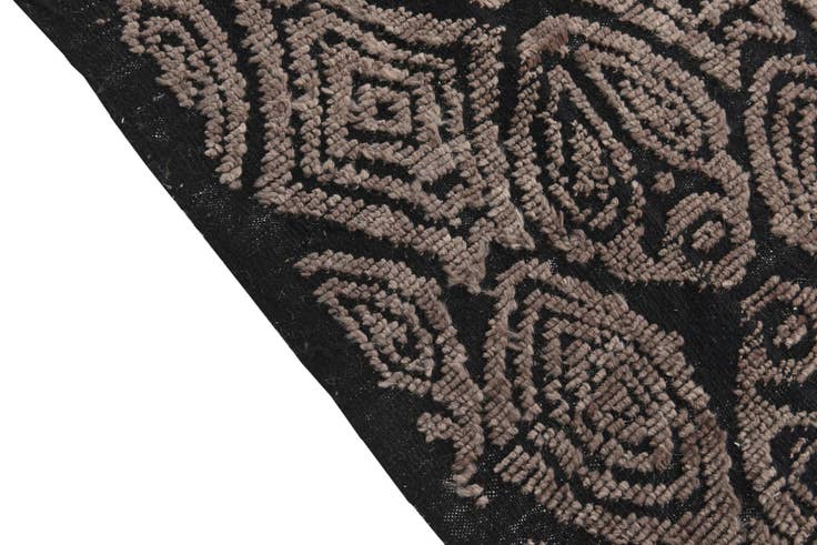 Detail image of 8' x 10' Hand Knotted Darya Wool Rug