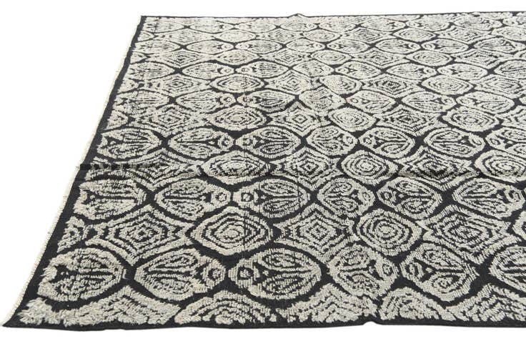 Detail image of 8' 2 x 10' 4 Hand Knotted Darya Wool Rug