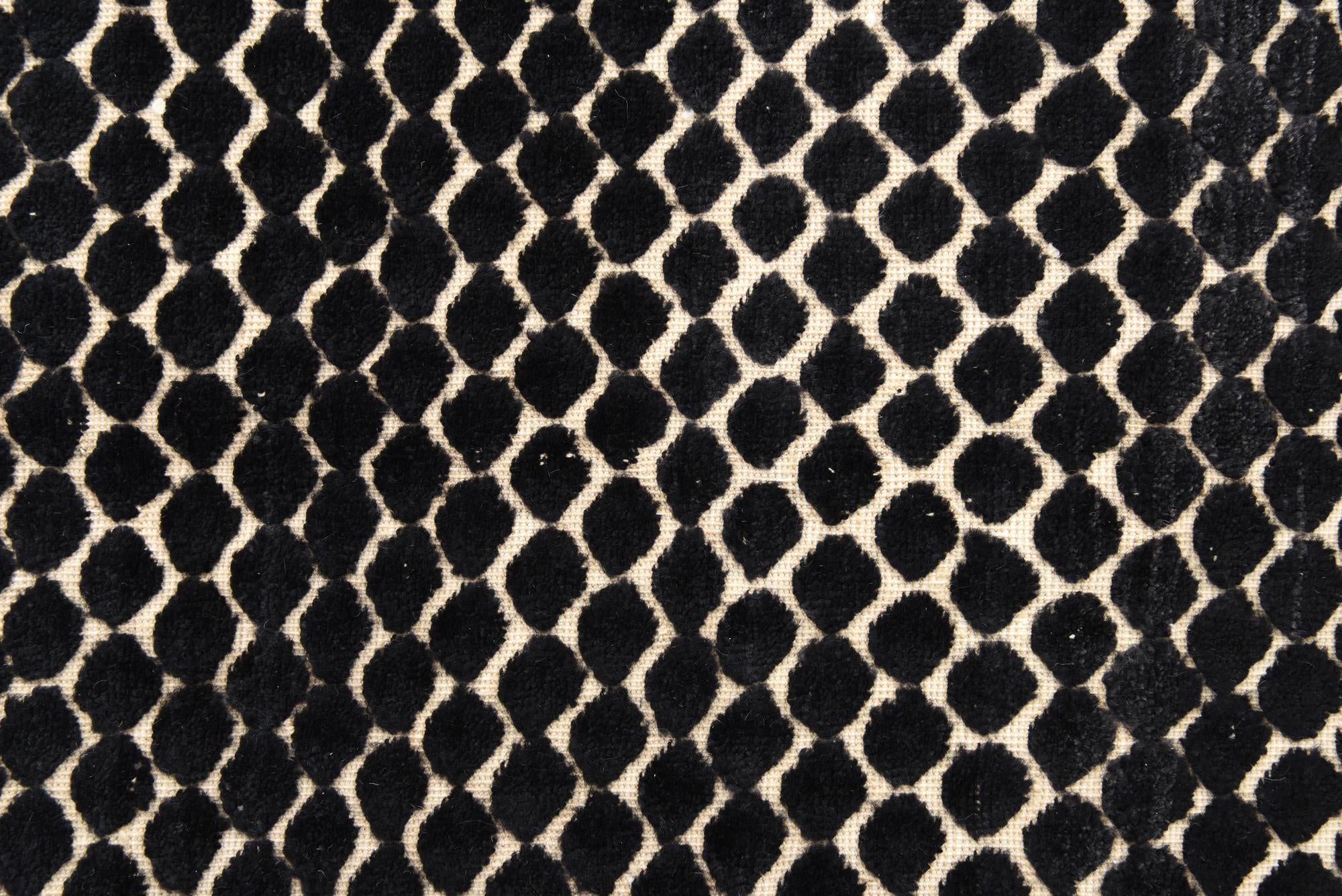 4' 11 x 7' 5 Hand Knotted Darya Wool Rug