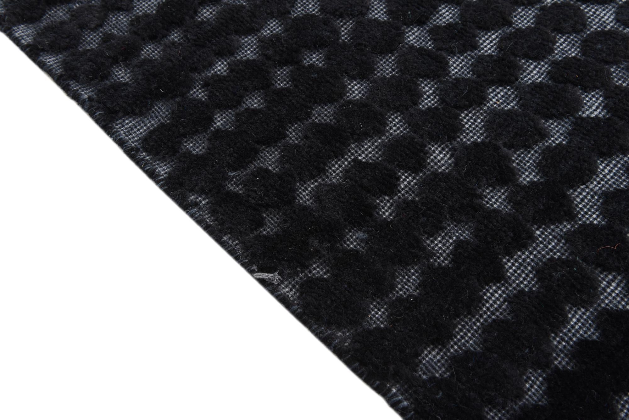 5' 3 x 8' 4 Hand Knotted Darya Wool Rug