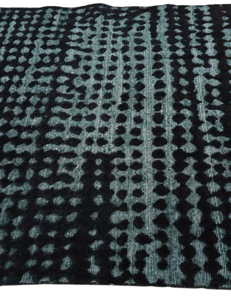 Detail image of 5' 2 x 8' 1  Hand Knotted Darya Wool Rug