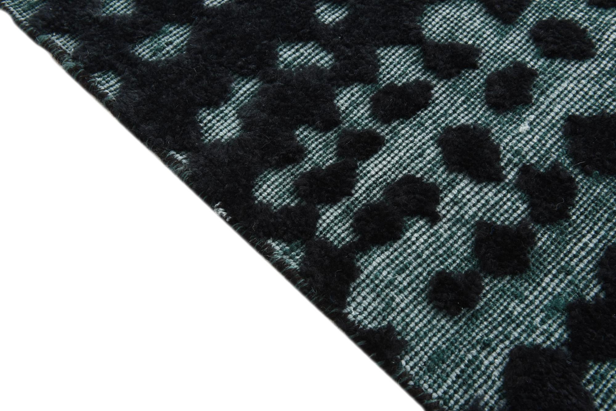 5' 2 x 8' 1 Hand Knotted Darya Wool Rug