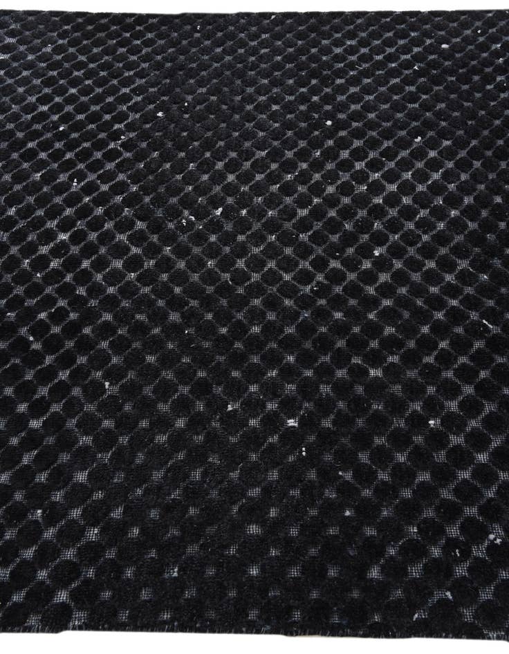 Detail image of 5' 2 x 8' 6  Hand Knotted Darya Wool Rug