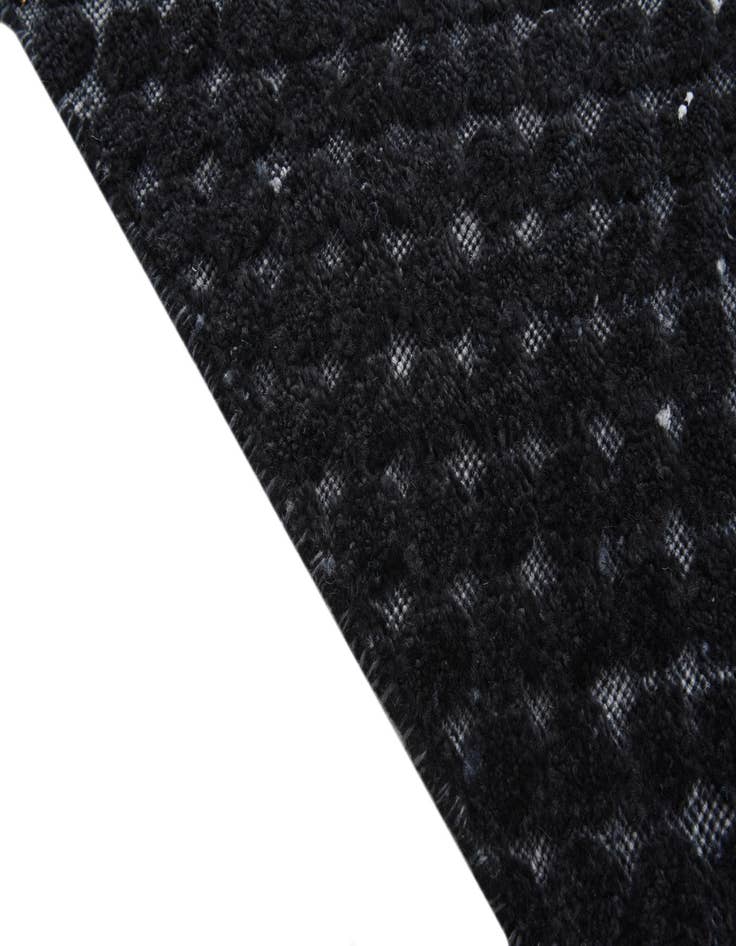 Detail image of 5' 2 x 8' 6  Hand Knotted Darya Wool Rug