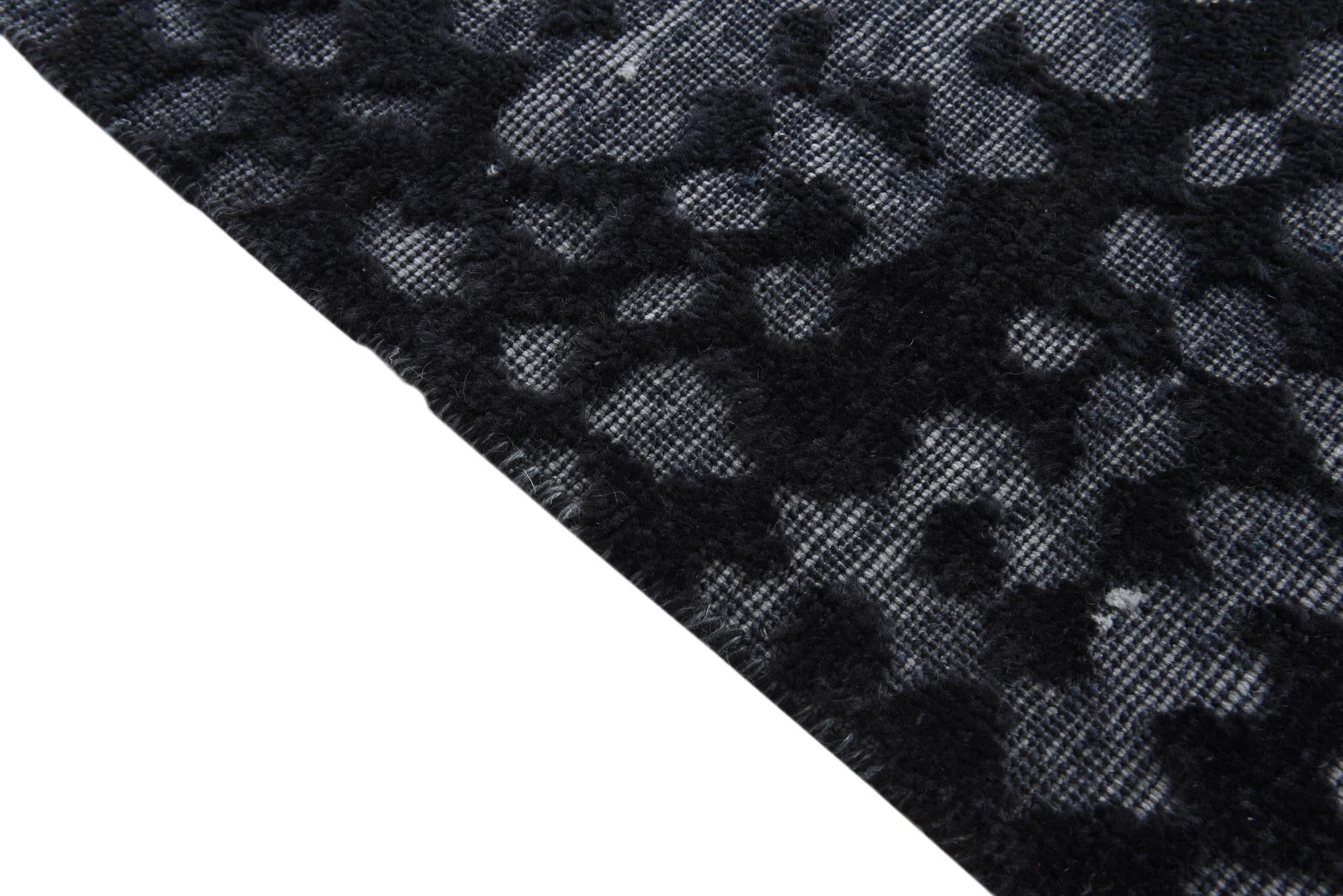 5' 2 x 8' 2 Hand Knotted Darya Wool Rug