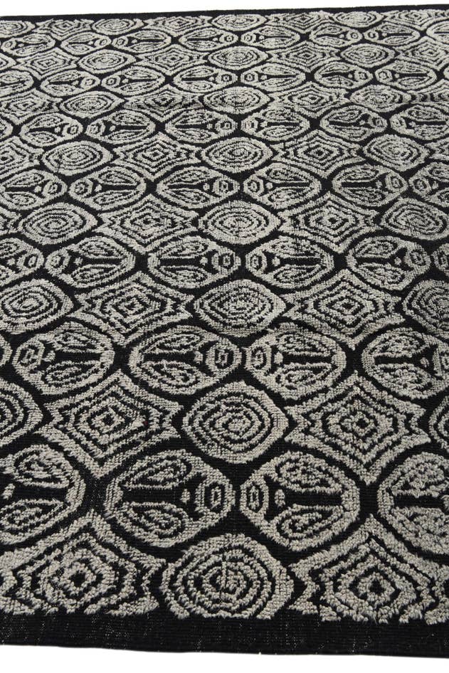 Detail image of 9' 4 x 12' 2 Hand Knotted Darya Wool Rug
