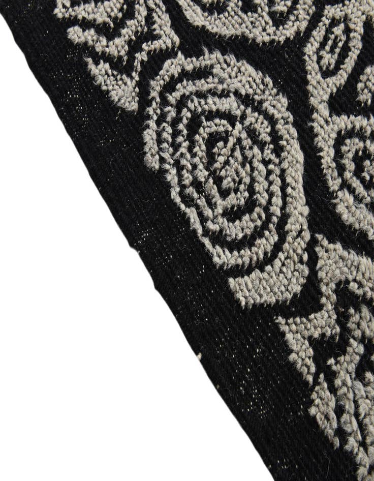 Detail image of 9' 4 x 12' 2 Hand Knotted Darya Wool Rug