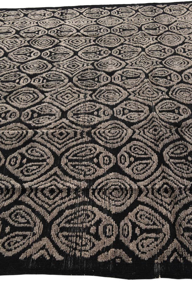 Detail image of 9' x 12' 2 Hand Knotted Darya Wool Rug