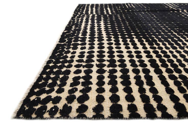 Detail image of 7' 11 x 10' 5 Hand Knotted Darya Wool Rug