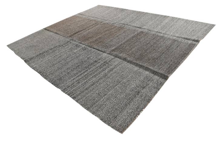 Detail image of 9' 10 x 11' Hand Woven Darya Wool Rug