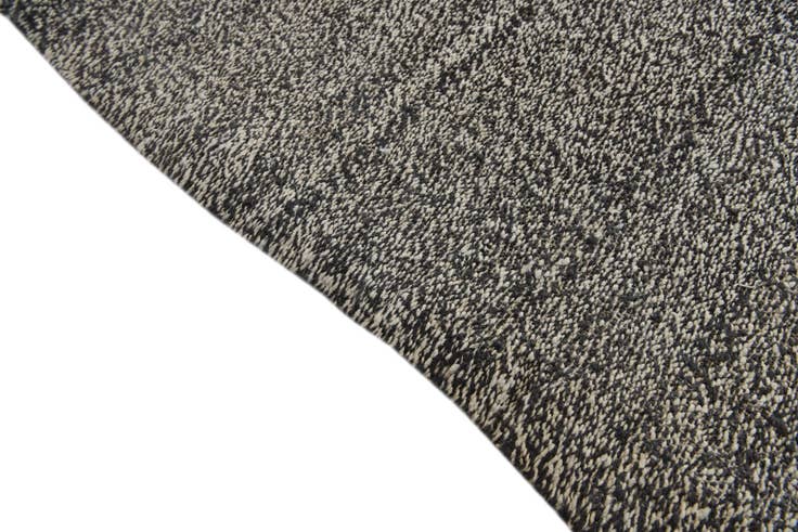 Detail image of 9' 10 x 11' Hand Woven Darya Wool Rug