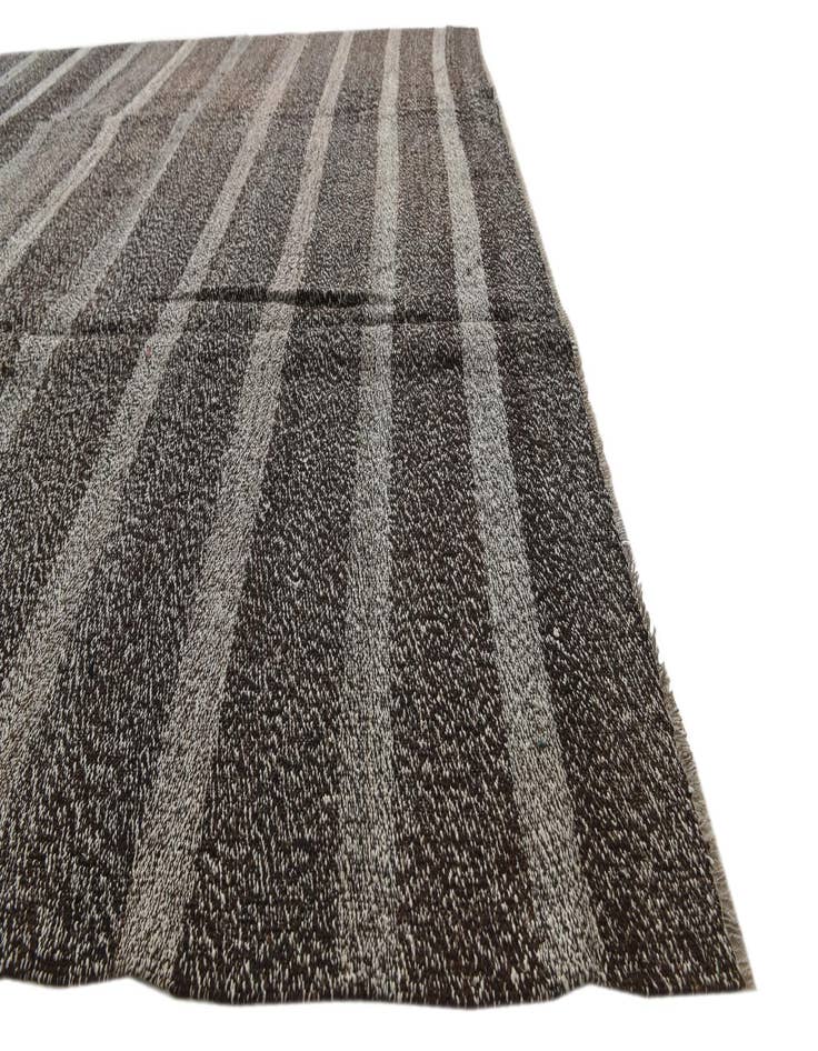 Detail image of 9' 9 x 11' 3  Hand Woven Darya Wool Rug