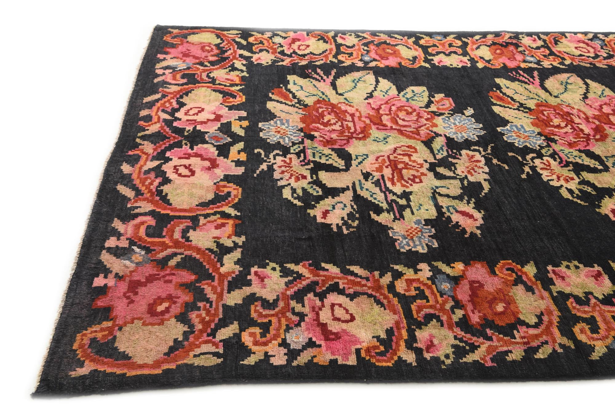 8' x 10' 3 Hand Knotted Darya Rug