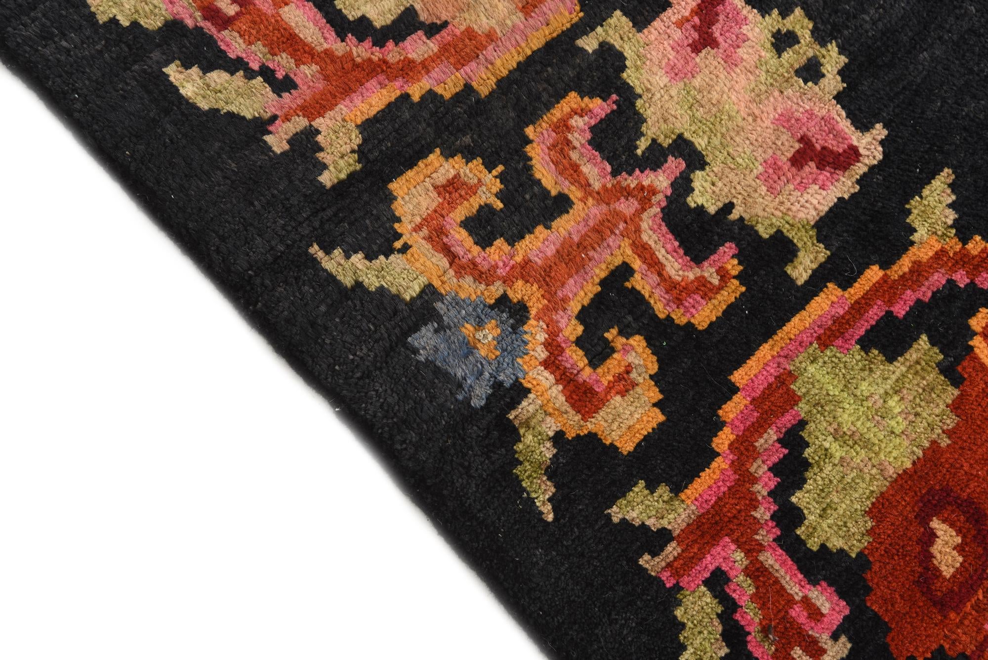 8' x 10' 3 Hand Knotted Darya Rug