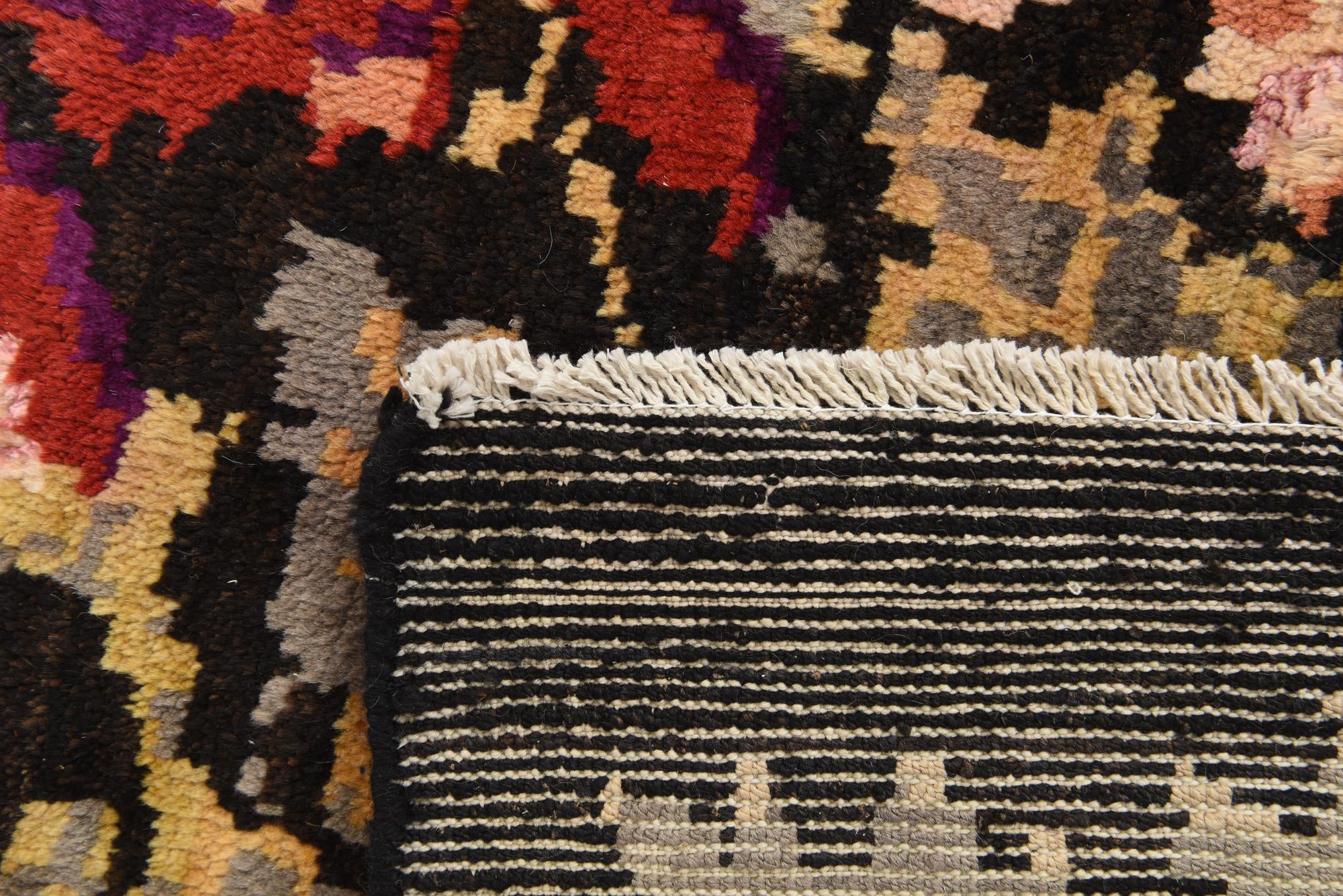 8' x 9' 9 Hand Knotted Darya Rug