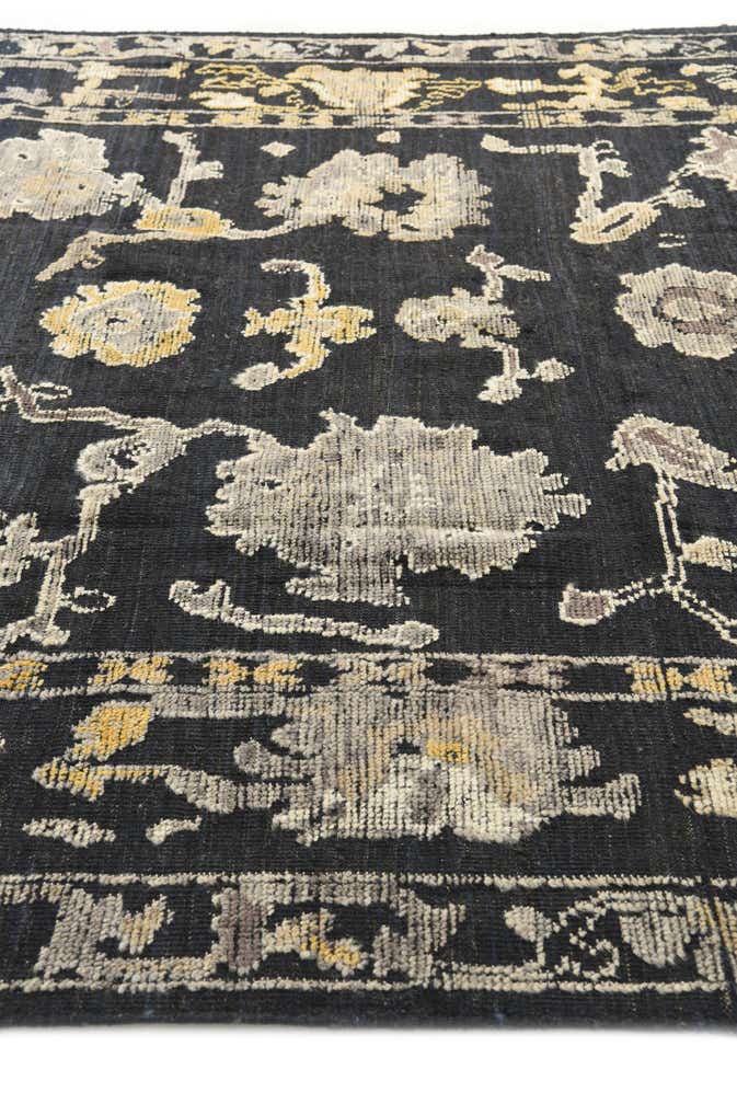 7' 10 x 10' Hand Knotted Darya Wool Rug
