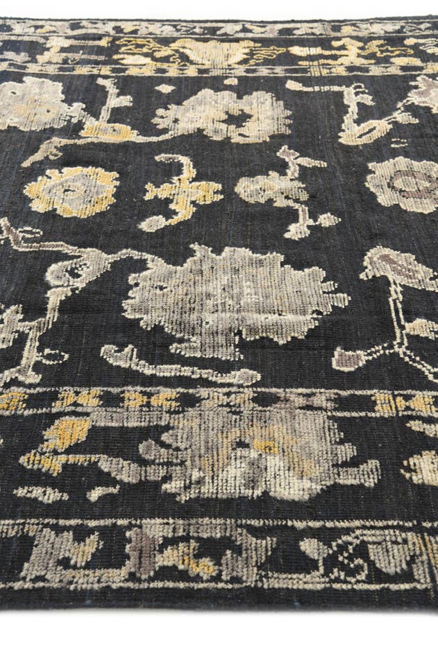 Detail image of 7' 10 x 10' Hand Knotted Darya Wool Rug