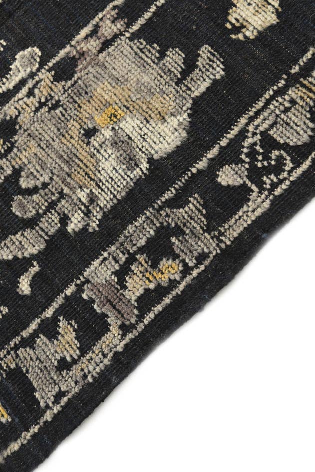 Detail image of 7' 10 x 10' Hand Knotted Darya Wool Rug