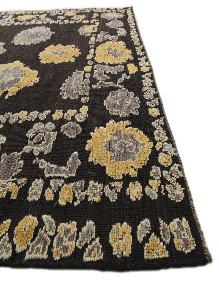 Detail image of 8' 1 x 10' 1 Hand Knotted Darya Wool Rug