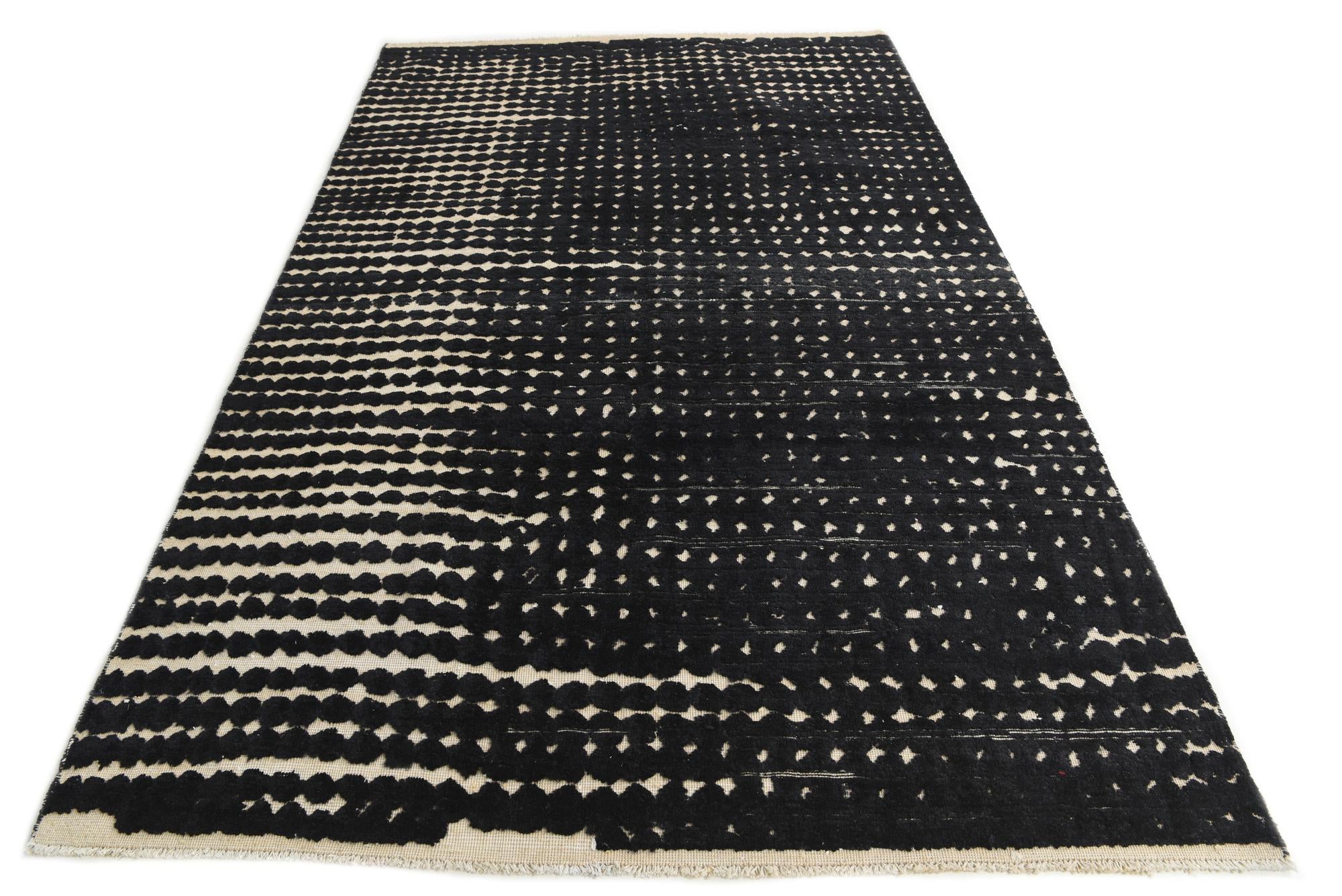 6' 5 x 10' 5 Hand Knotted Darya Wool Rug