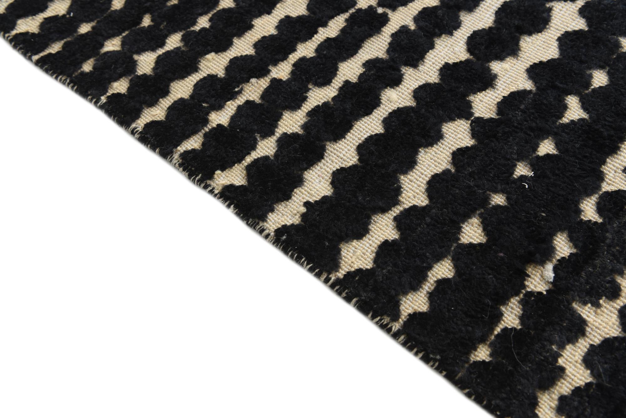 6' 5 x 10' 5 Hand Knotted Darya Wool Rug