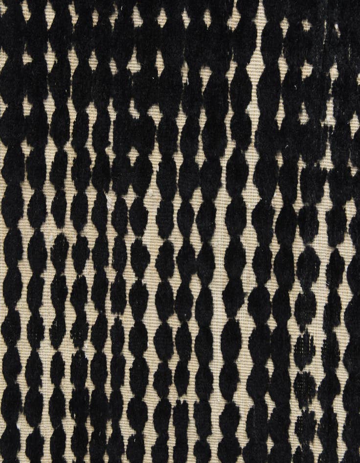 Detail image of 6' 5 x 10' 5  Hand Knotted Darya Wool Rug