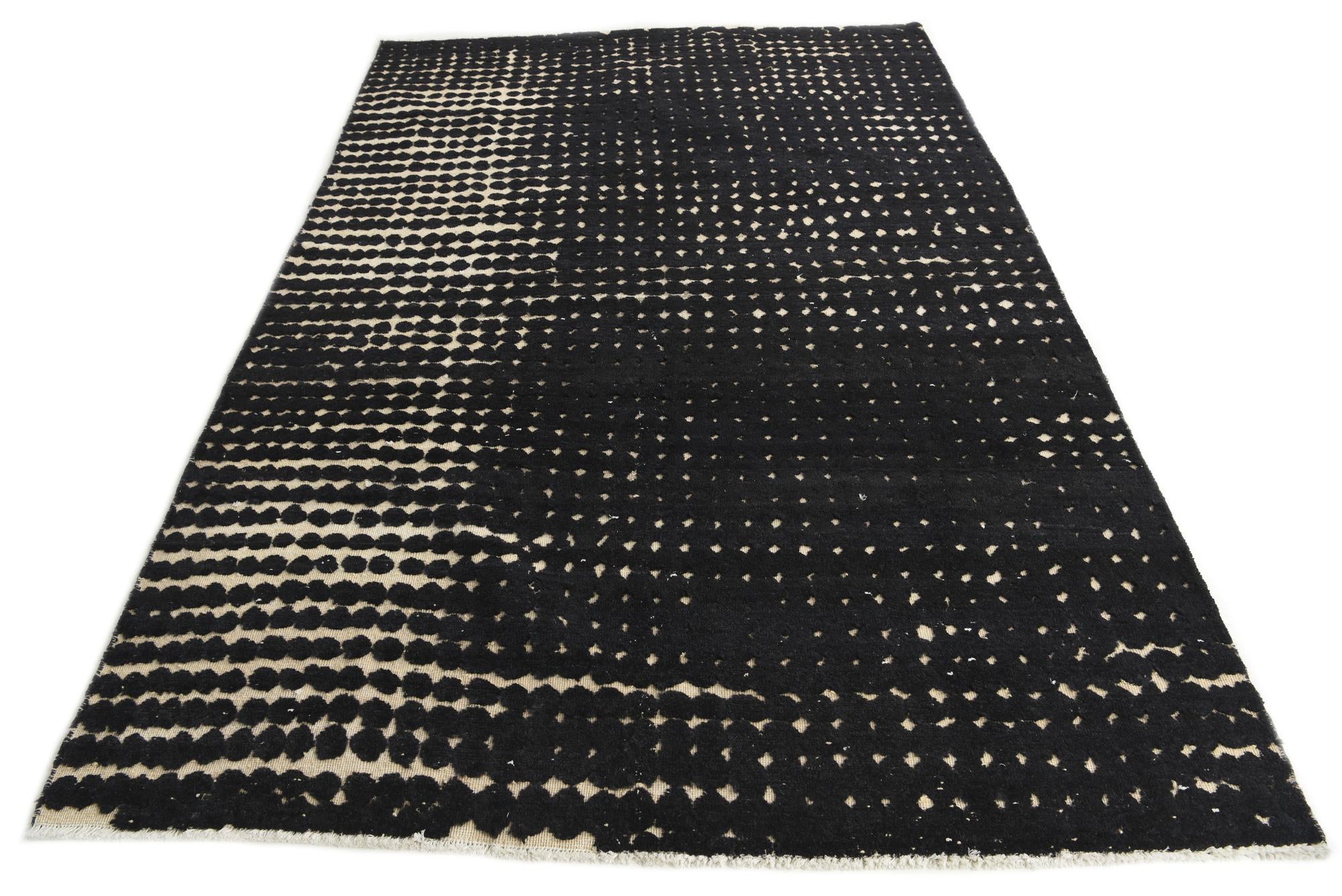6' 6 x 10' Hand Knotted Darya Wool Rug