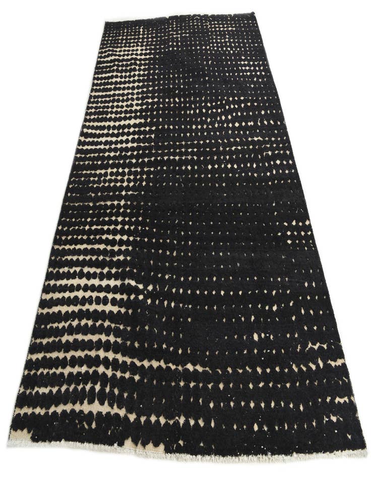 Detail image of 6' 6 x 10'  Hand Knotted Darya Wool Rug