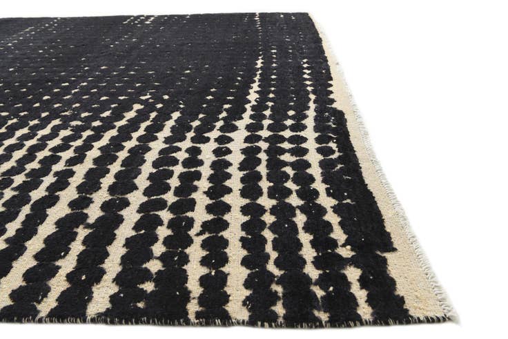 Detail image of 8' x 10' 6 Hand Knotted Darya Wool Rug