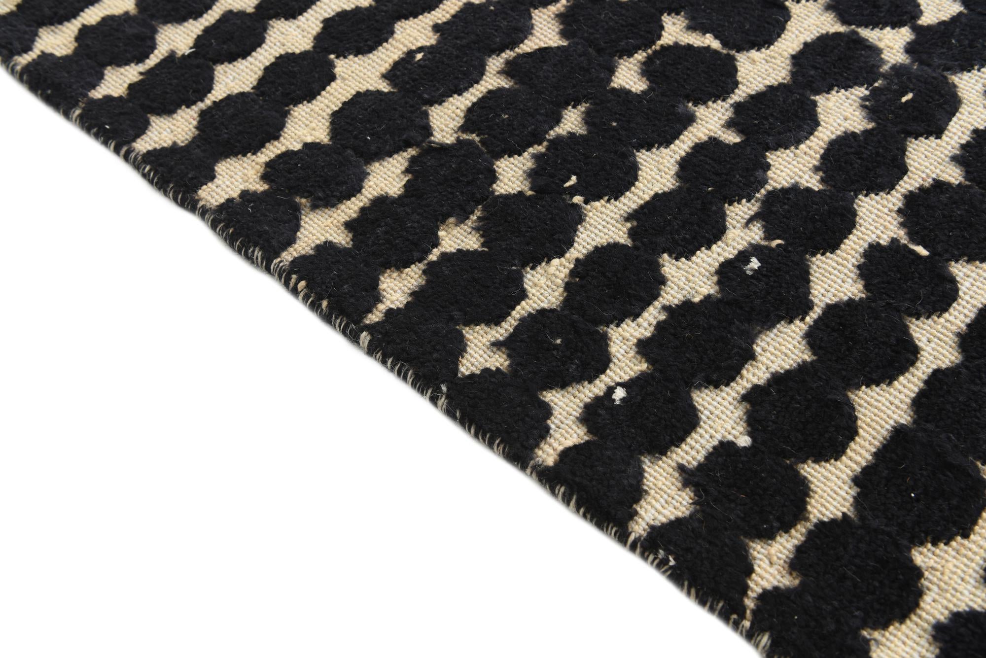 8' x 10' 6 Hand Knotted Darya Wool Rug