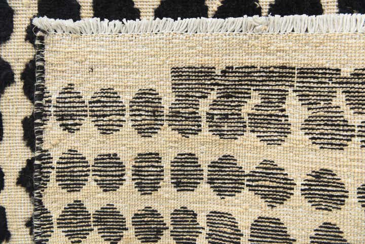 8' x 10' 6 Hand Knotted Darya Wool Rug