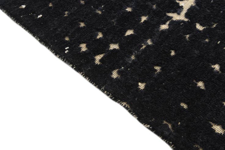 Detail image of 8' x 10' Hand Knotted Darya Wool Rug