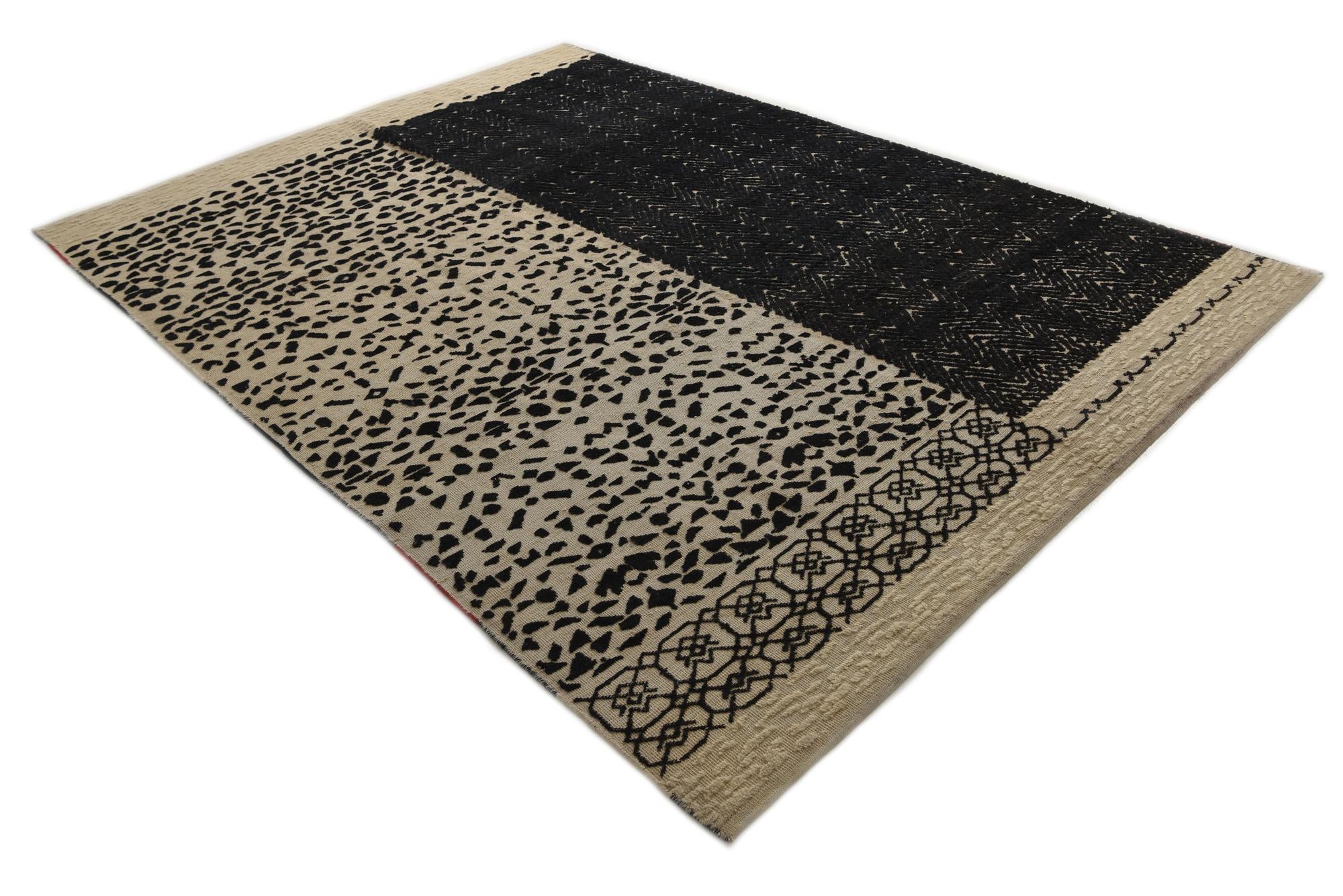 7' 5 x 10' 2 Hand Knotted Darya Wool Rug